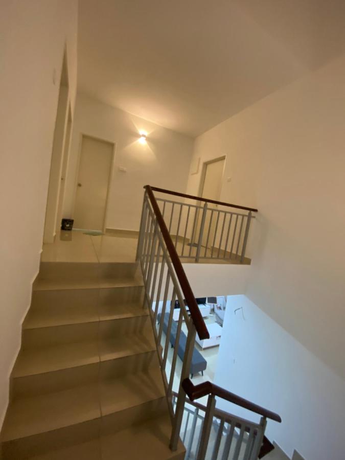 Desaru Happy Guest House D Exterior photo